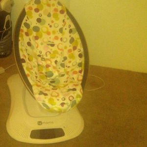 4MOMS Mamaroo infant seat